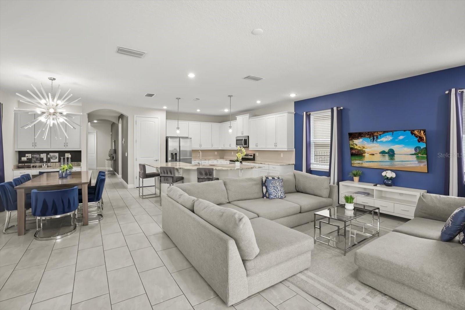 REUNION WEST PH 4 - Residential