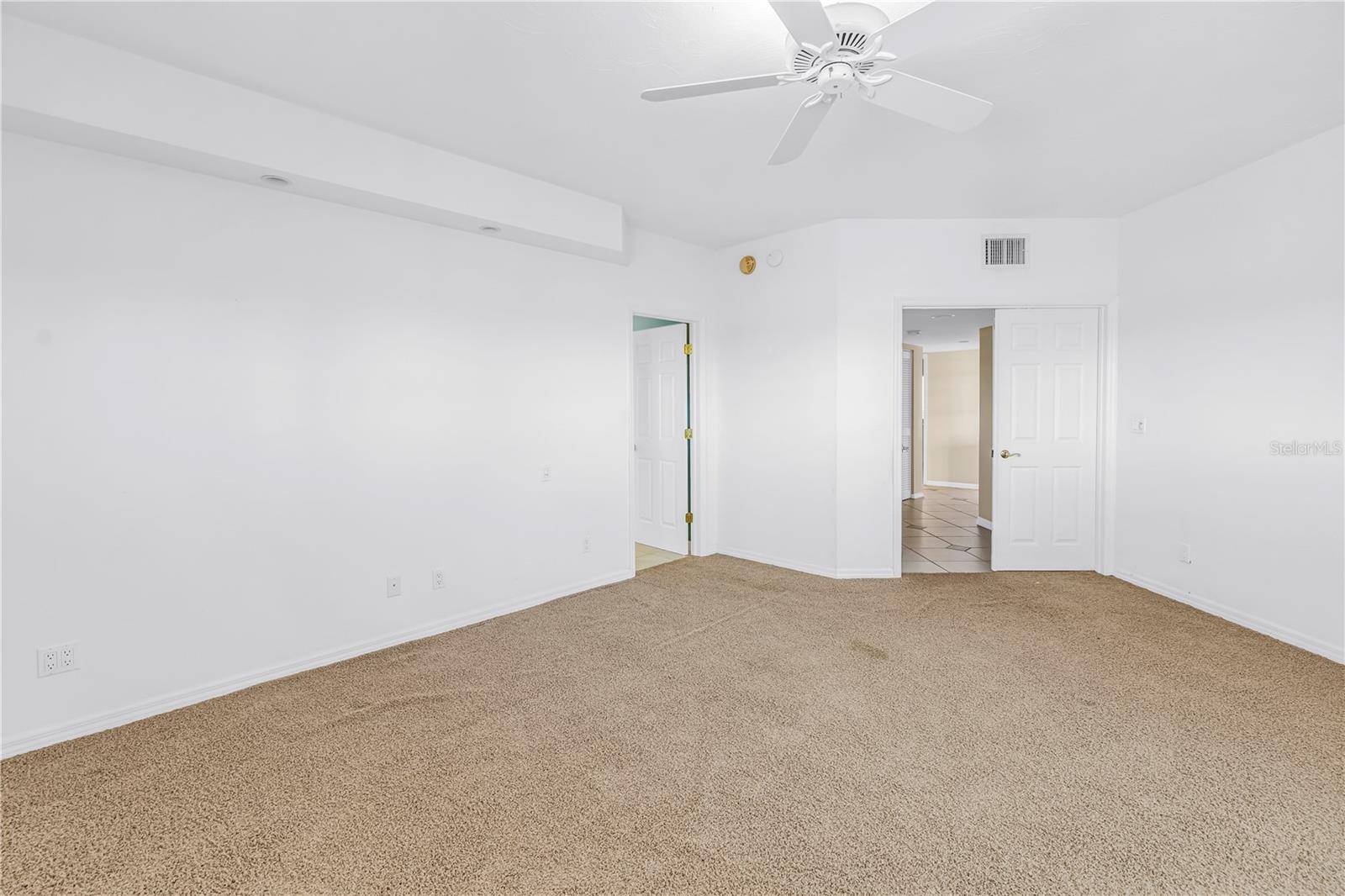 VILLA MIRADA - Residential