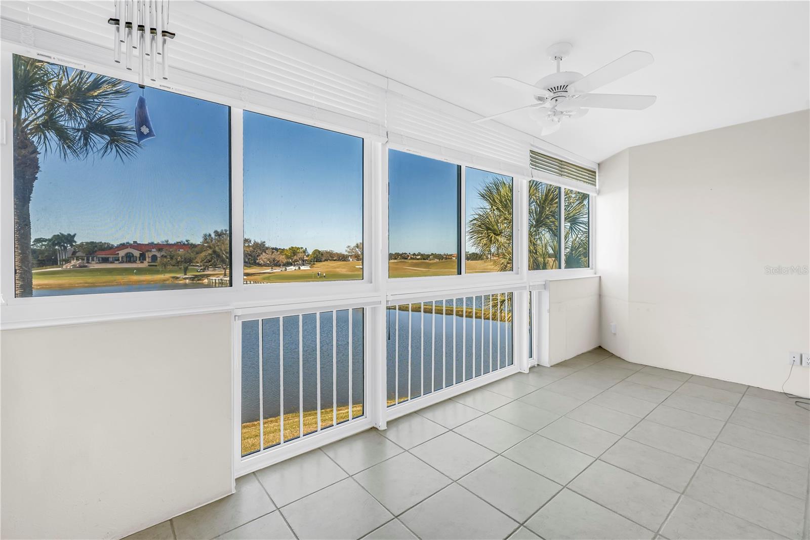 VILLA MIRADA - Residential