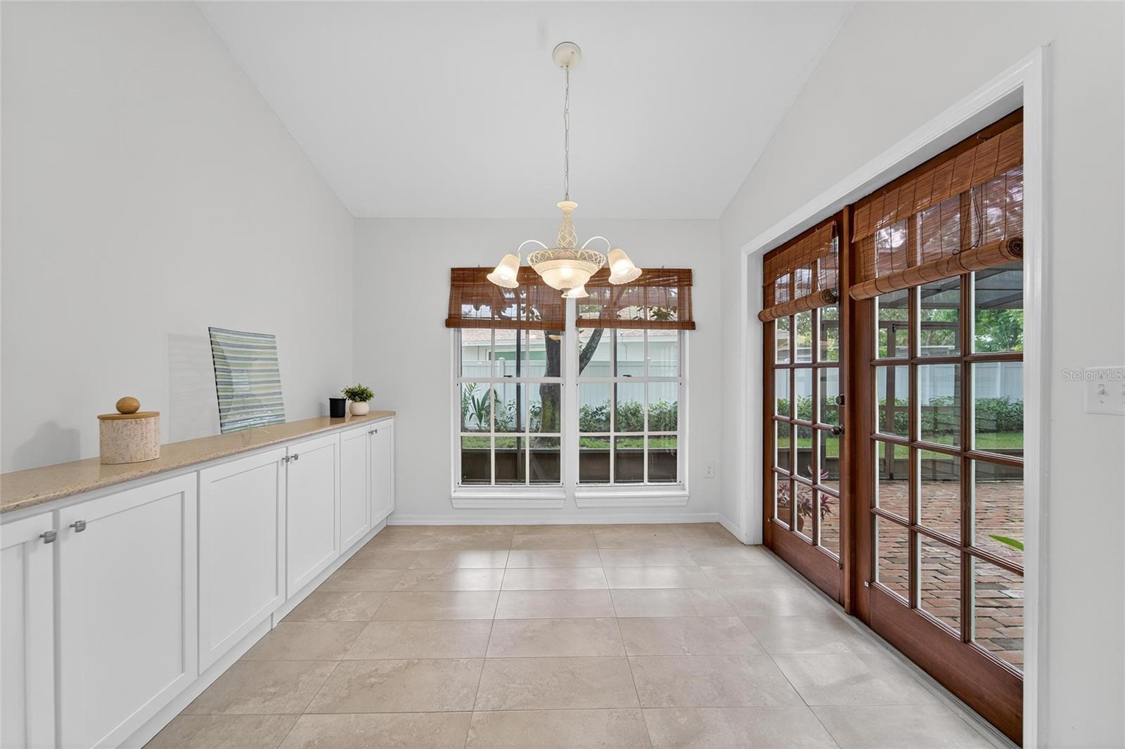 WESTCHESTER OF COUNTRYSIDE - Residential