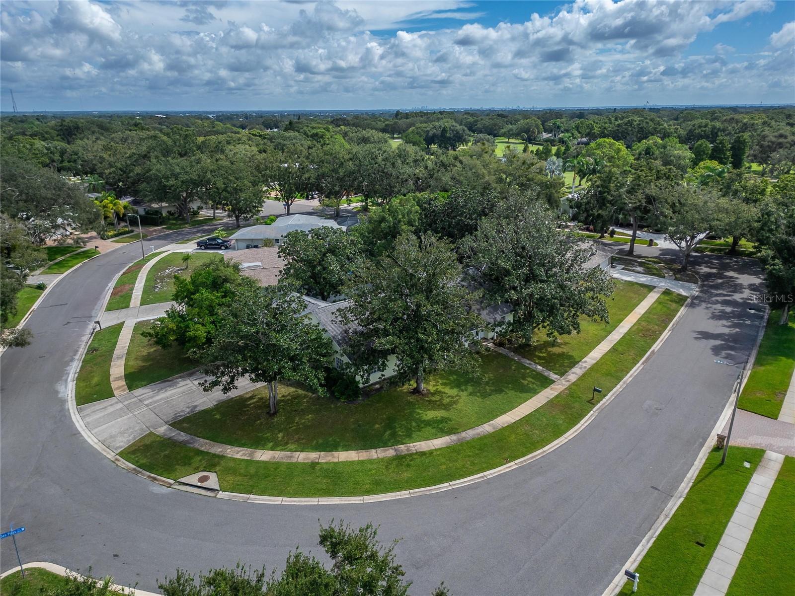 WESTCHESTER OF COUNTRYSIDE - Residential