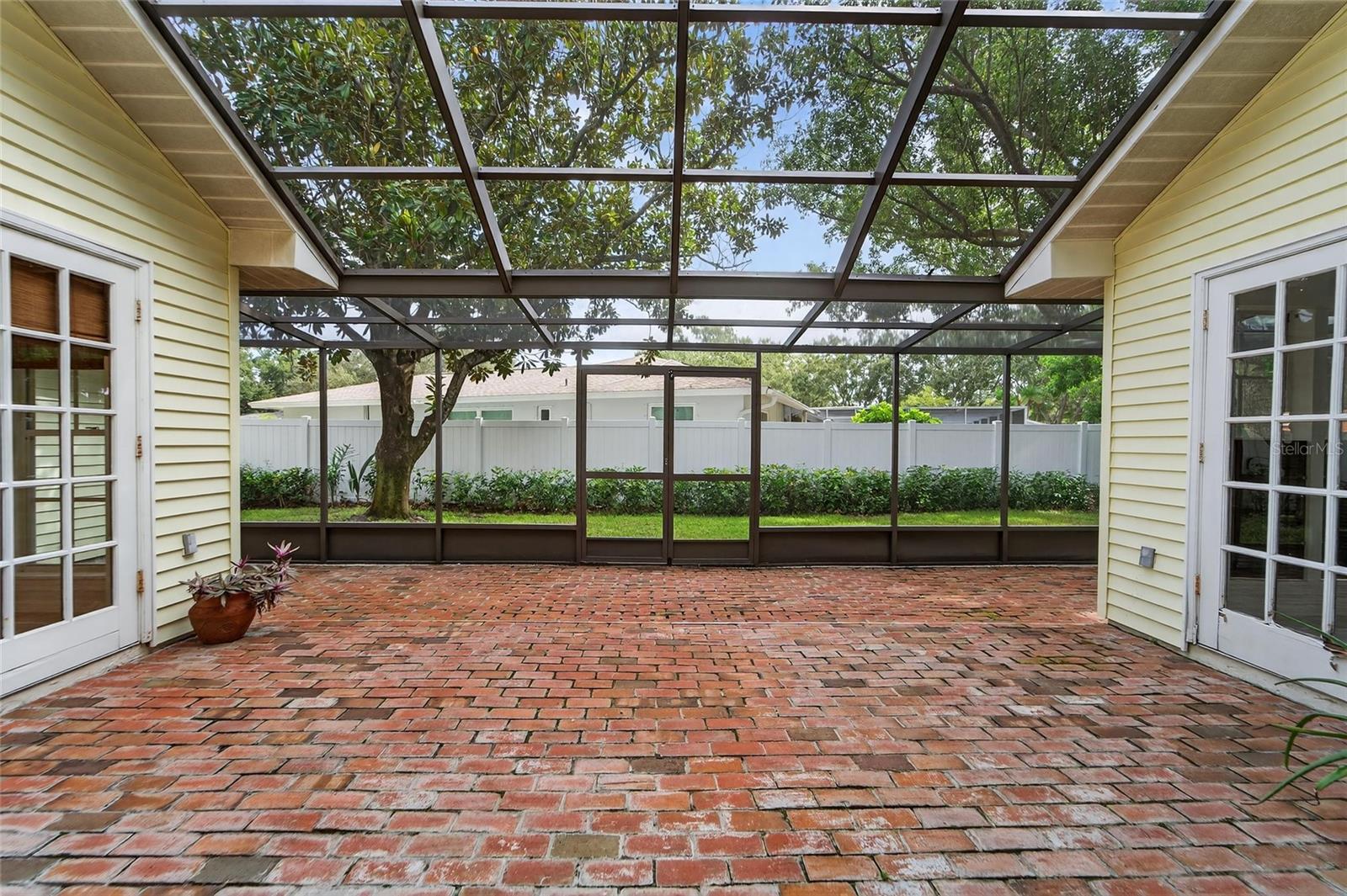 WESTCHESTER OF COUNTRYSIDE - Residential