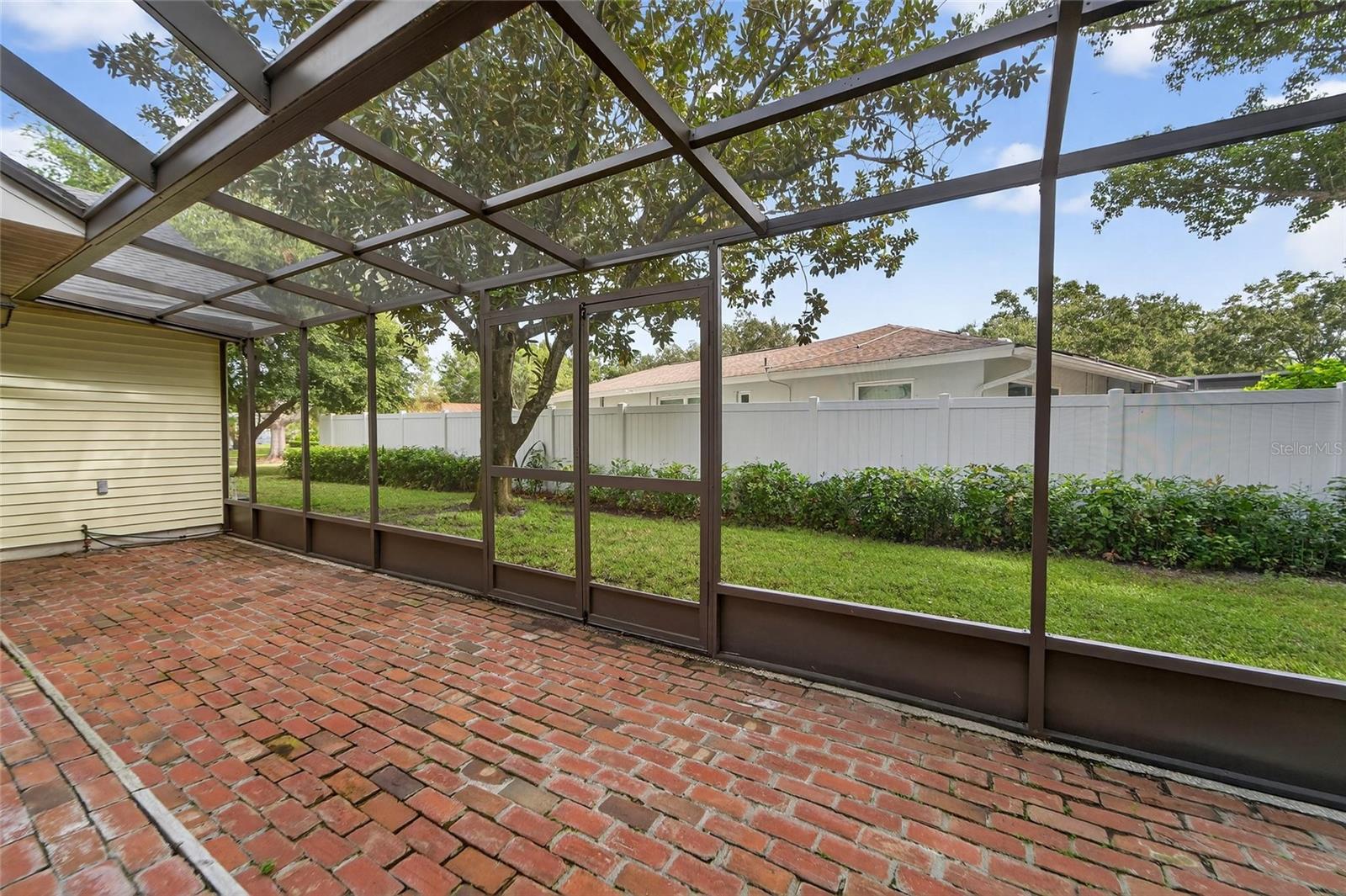 WESTCHESTER OF COUNTRYSIDE - Residential