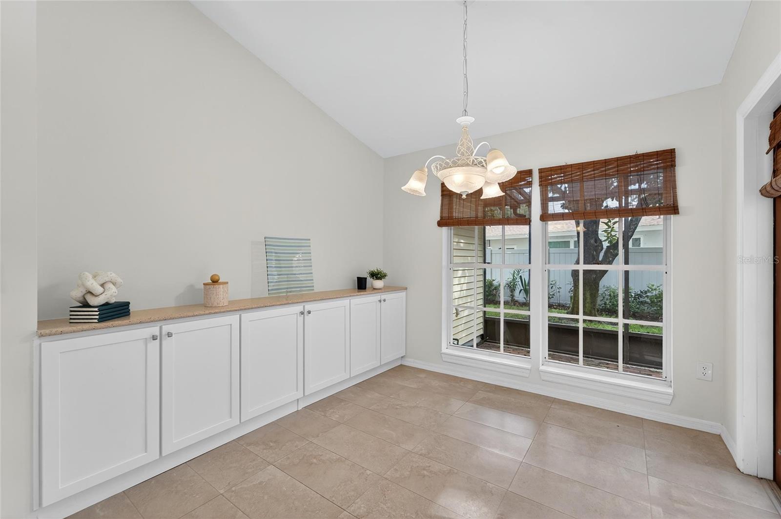 WESTCHESTER OF COUNTRYSIDE - Residential