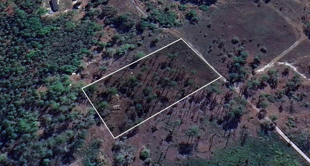 Photo of SW 156th Place, Dunnellon, FL 34432 (MLS # O6350980)