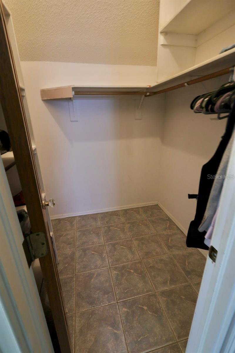 BUTLER BAY - Residential Lease