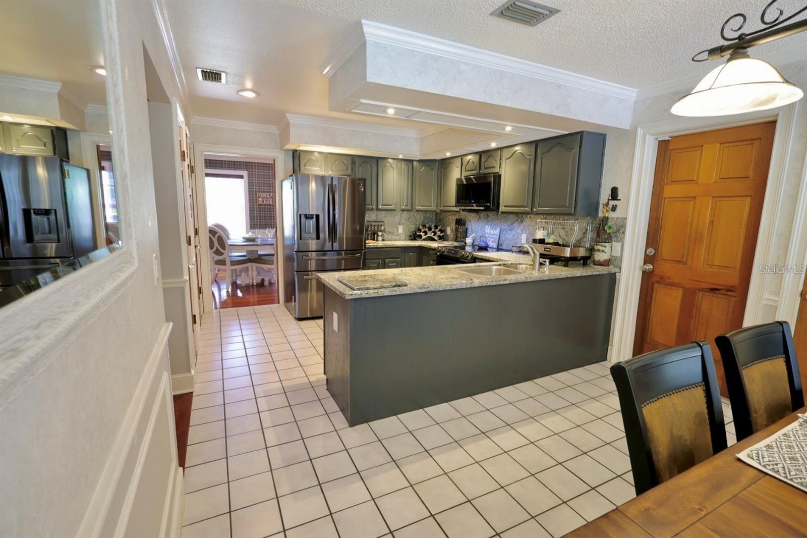 BUTLER BAY - Residential Lease