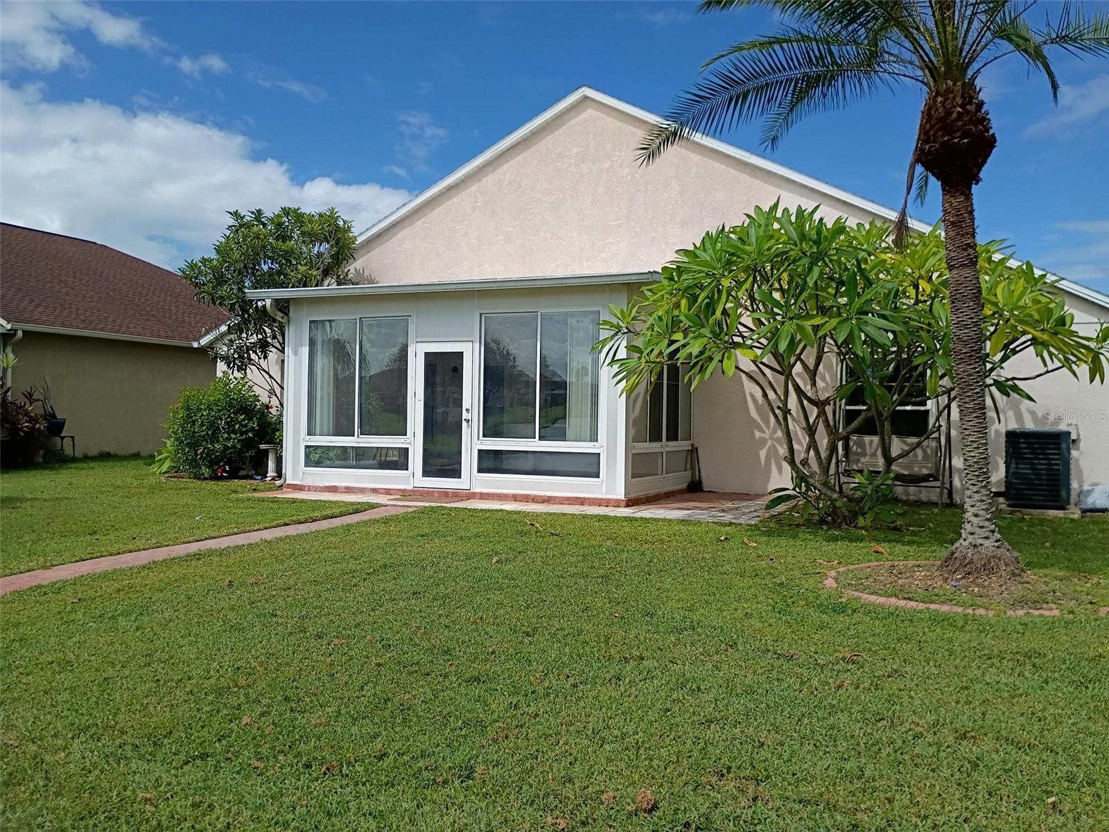 LAKEVIEW VILLAGE SEC F - Residential Lease