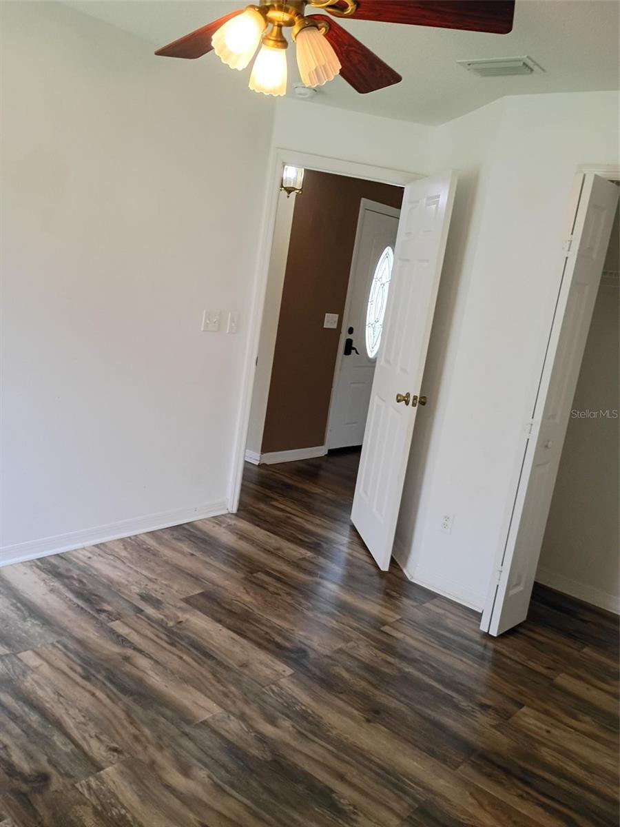 LAKEVIEW VILLAGE SEC F - Residential Lease