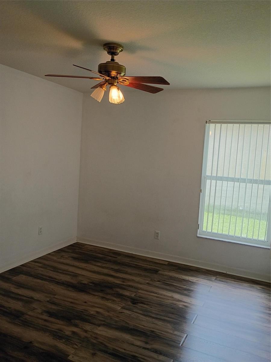 LAKEVIEW VILLAGE SEC F - Residential Lease