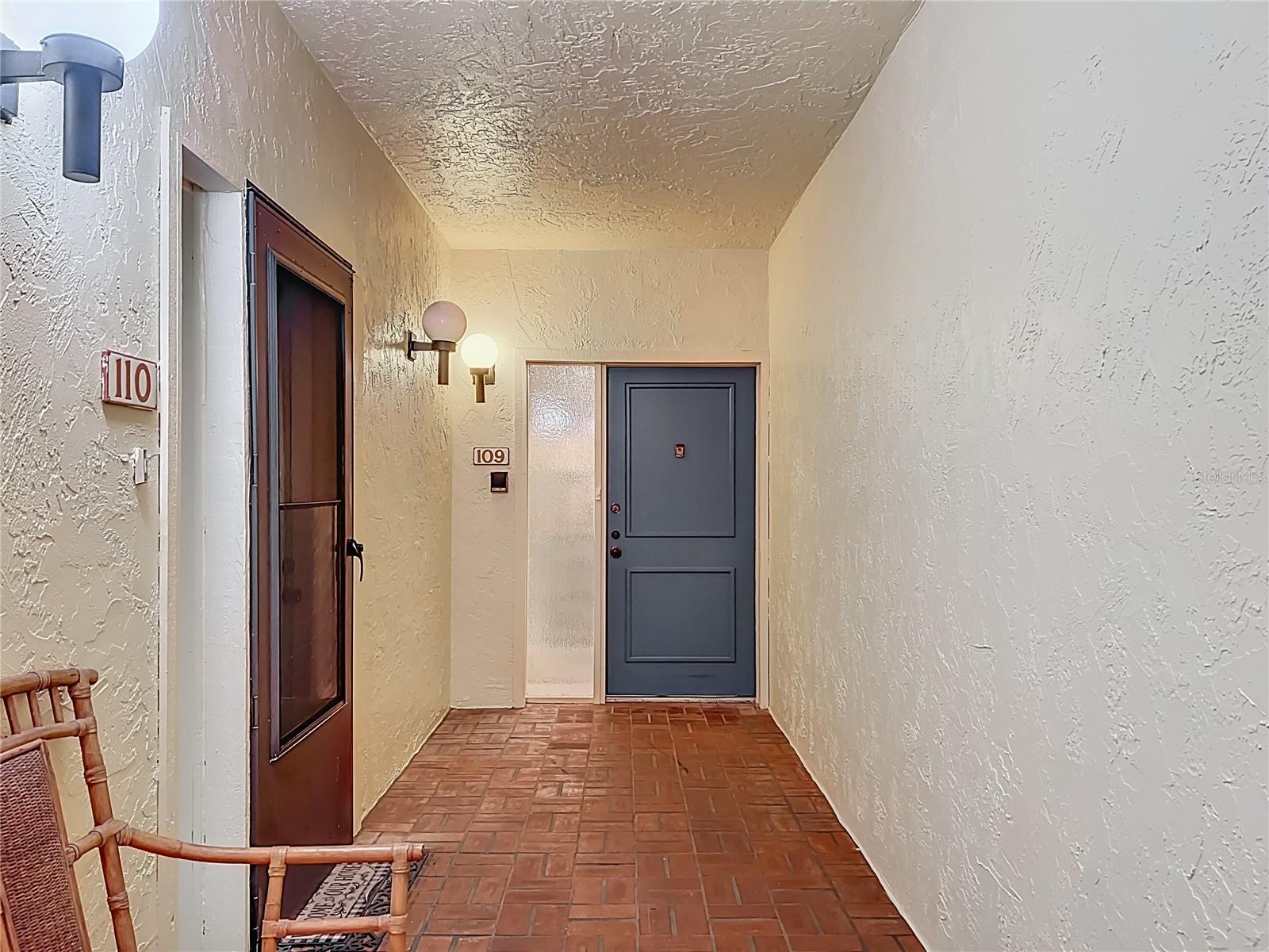 6006 GULF DRIVE 109, HOLMES BEACH, FL, 34217 3 6006 GULF DRIVE 109