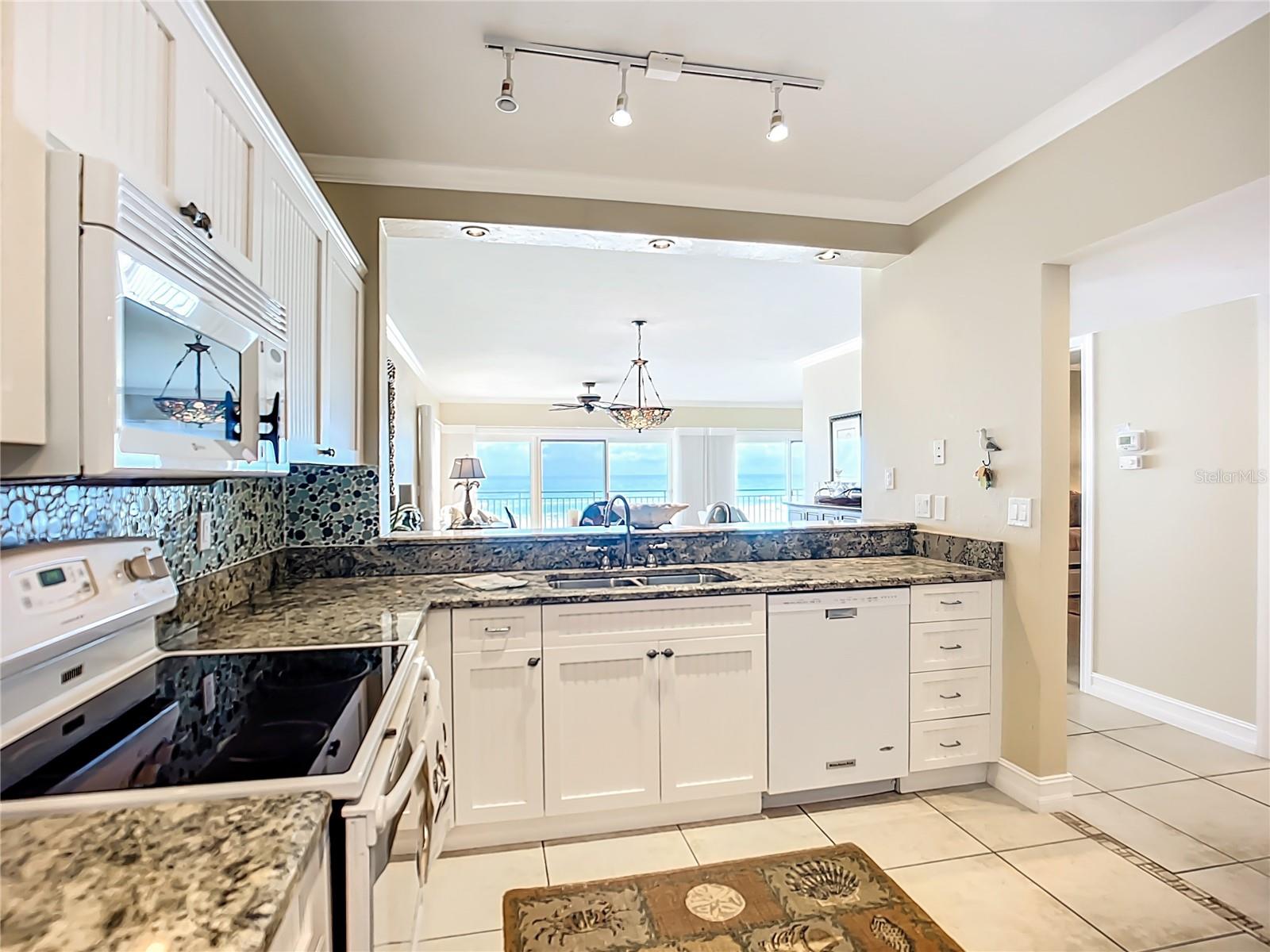 PLAYA ENCANTADA - Residential