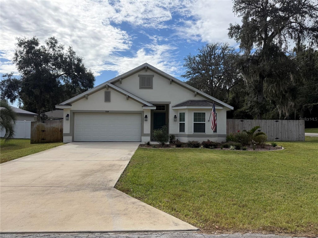 Photo of 9284 SE 161st Place, Summerfield, FL 34491 (MLS # OM734079)