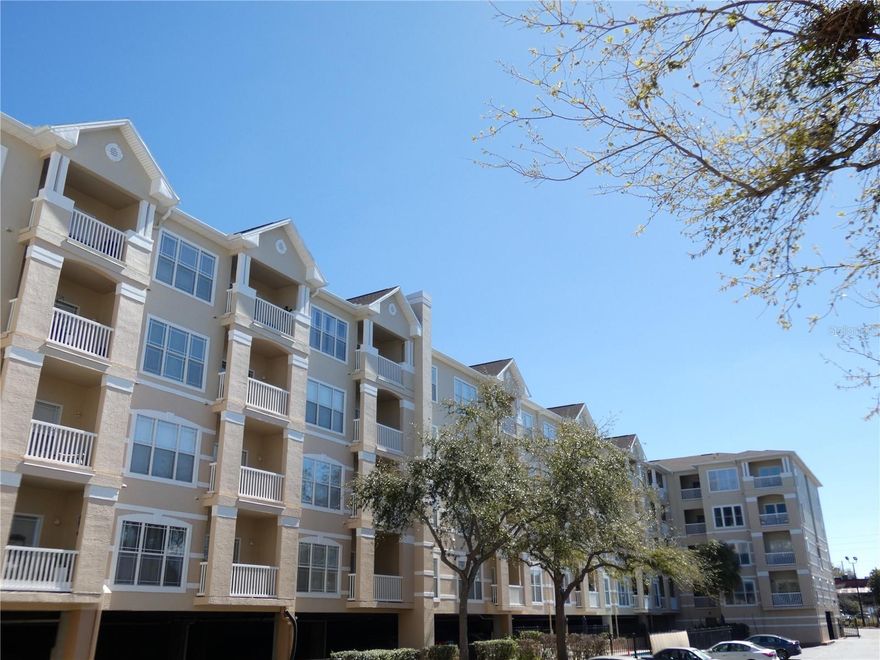 Less than 3 miles from Clearwater Beaches, this second-floor 1-bedroom, 1-bath condo—located in a non-flood zone per the county—sits conveniently near the elevator! The furniture is negotiable. With 9-foot ceilings, charming wood flooring, and a lovely private balcony, the unit also offers a full-sized washer and dryer for convenience. Perfect for first-time buyers, downsizers, or investors, this condo checks every box. Enjoy the pool, fitness center, quick airport access, local dining, a new Publix, and all the excitement of Clearwater Beach just minutes away. Please view two videos: Tour 1 & Tour 2.