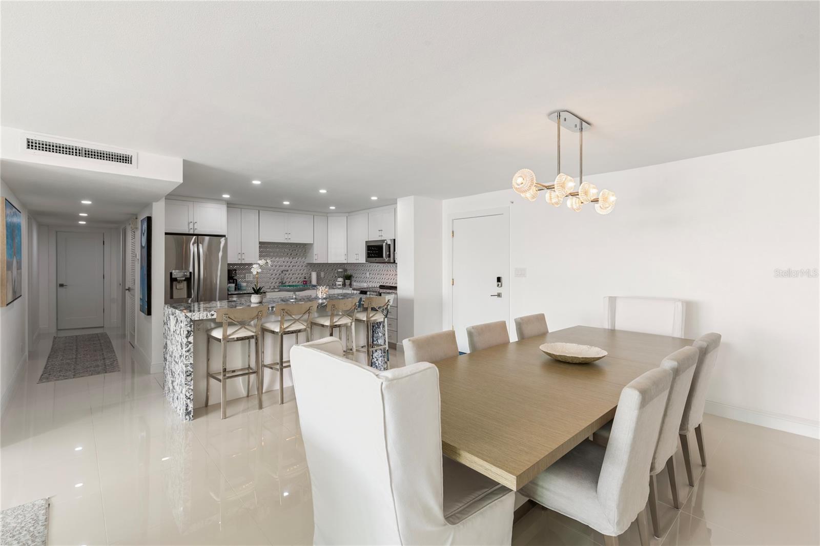 CONTINENTAL TOWERS INC CONDO - Residential