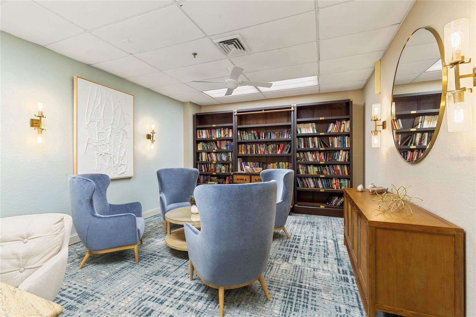 CONTINENTAL TOWERS INC CONDO - Residential