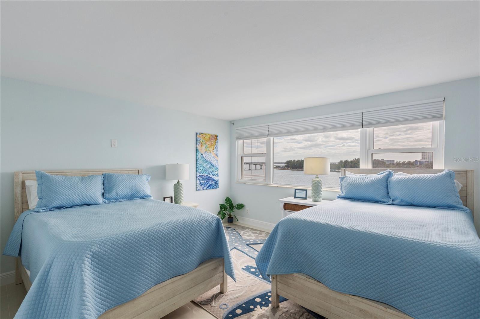 CONTINENTAL TOWERS INC CONDO - Residential