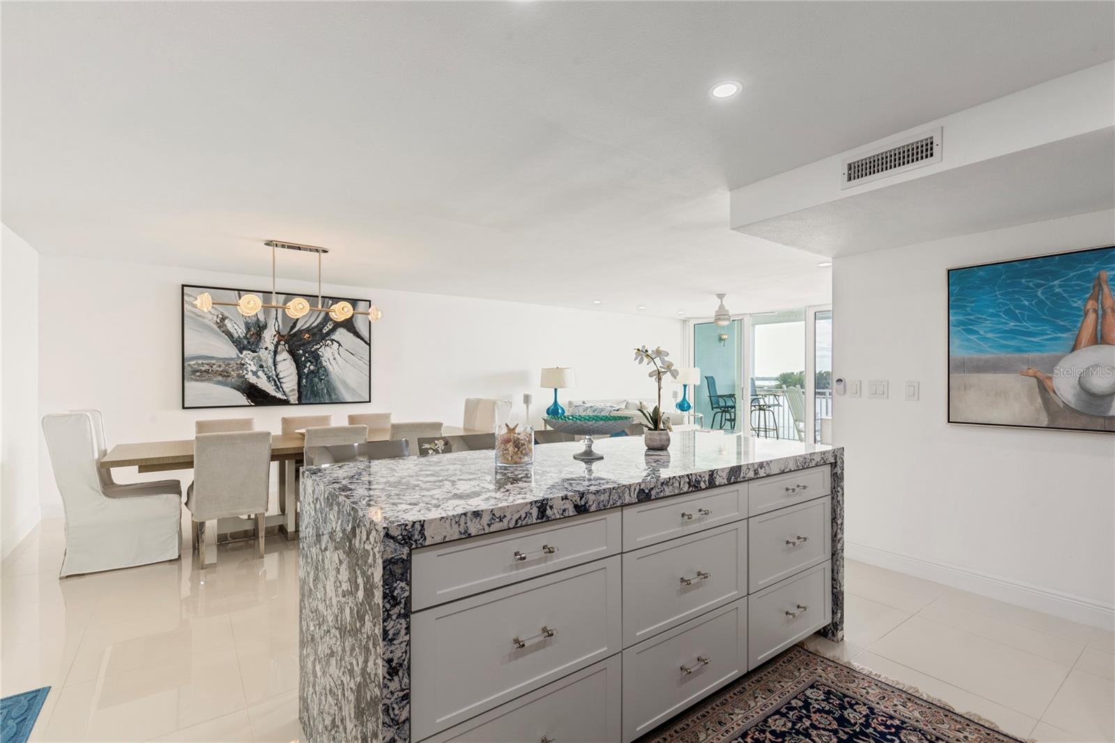 CONTINENTAL TOWERS INC CONDO - Residential