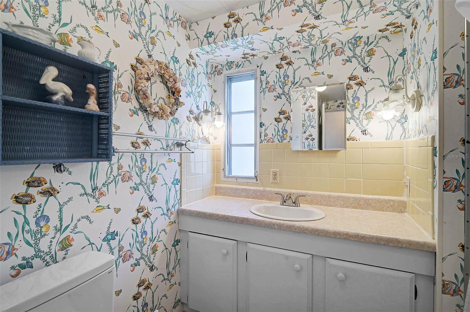 VENETIAN ESTATES - Residential