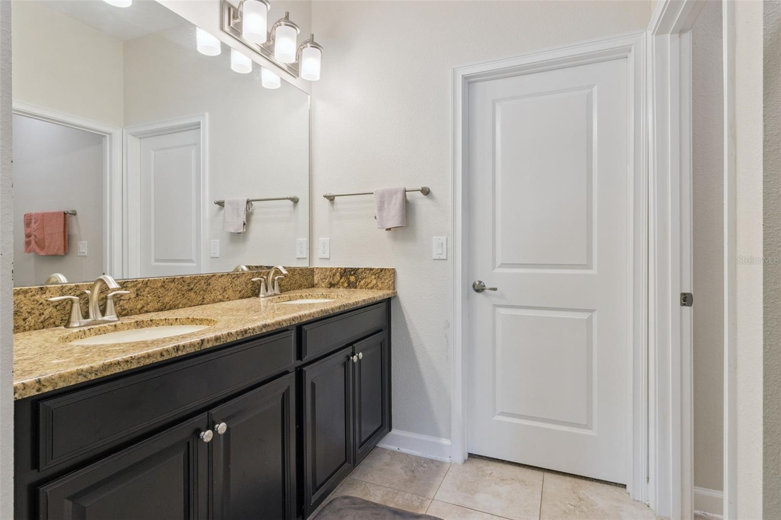 STOREY LAKE - Residential