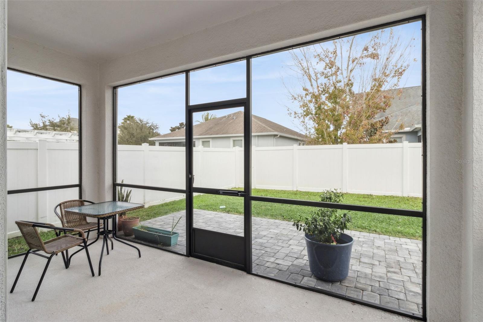 STOREY LAKE - Residential