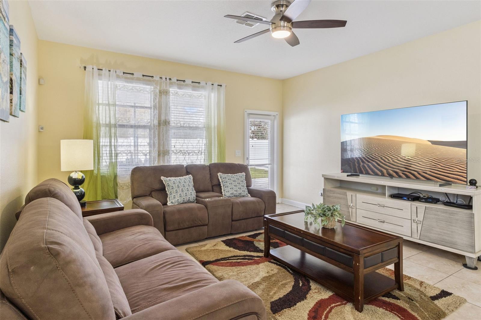 STOREY LAKE - Residential