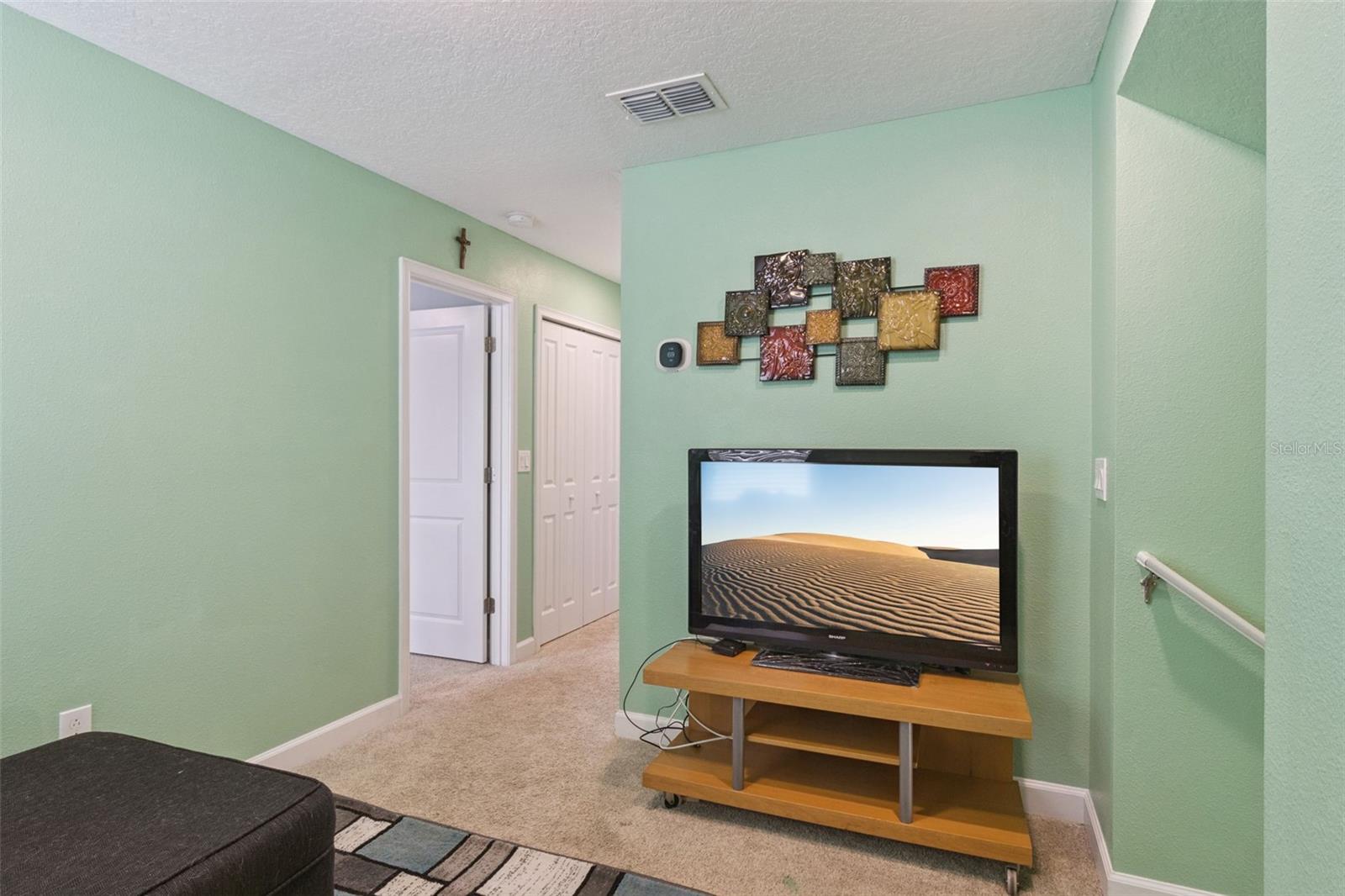 STOREY LAKE - Residential