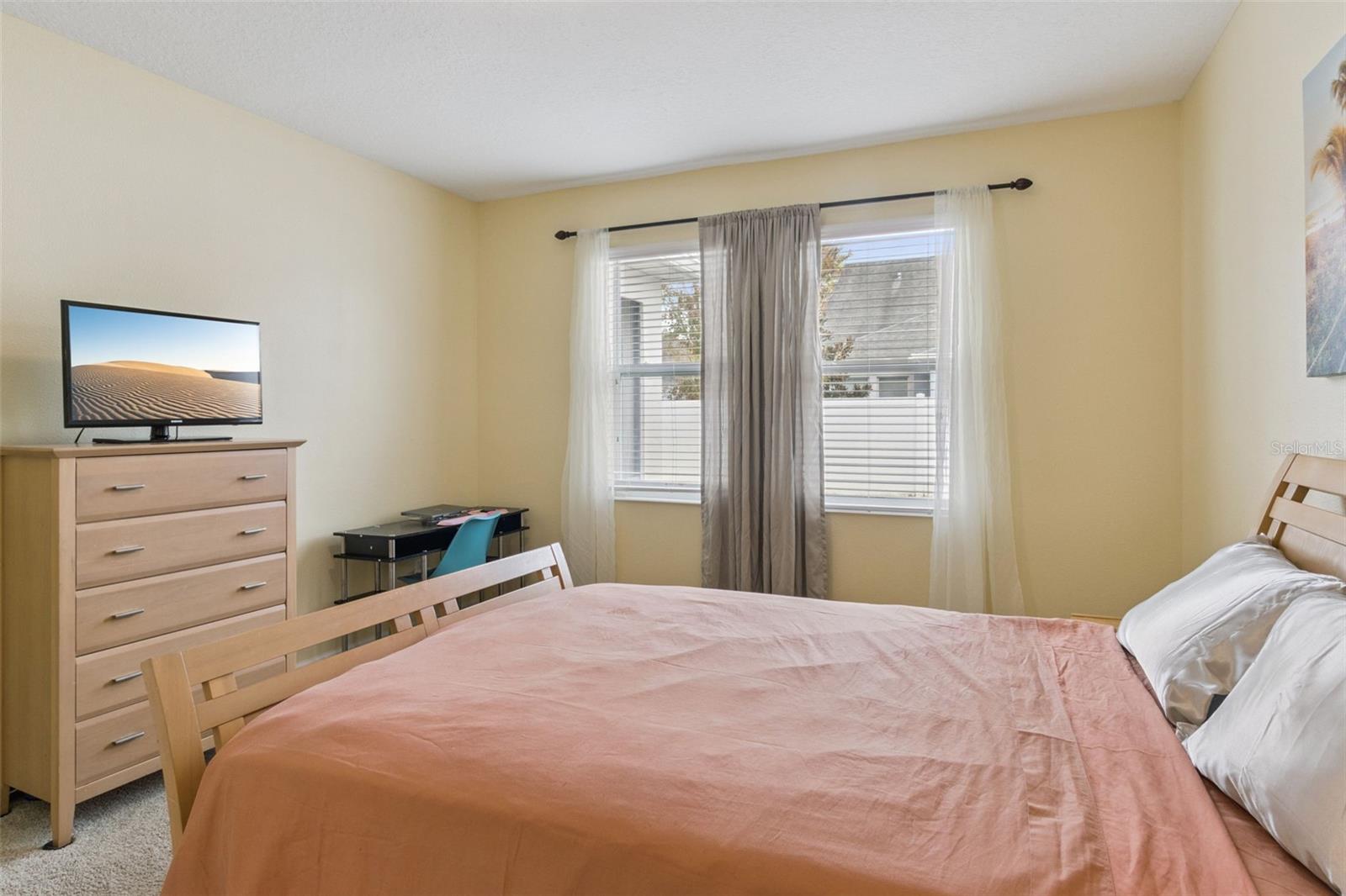 STOREY LAKE - Residential