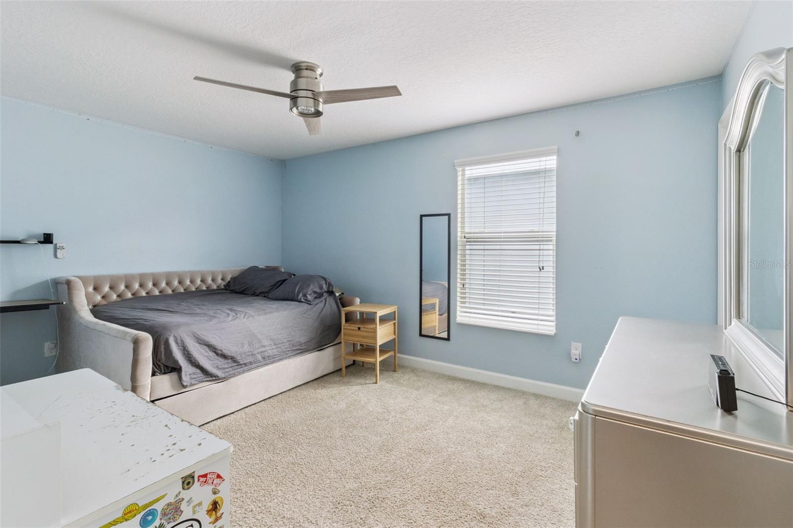 STOREY LAKE - Residential