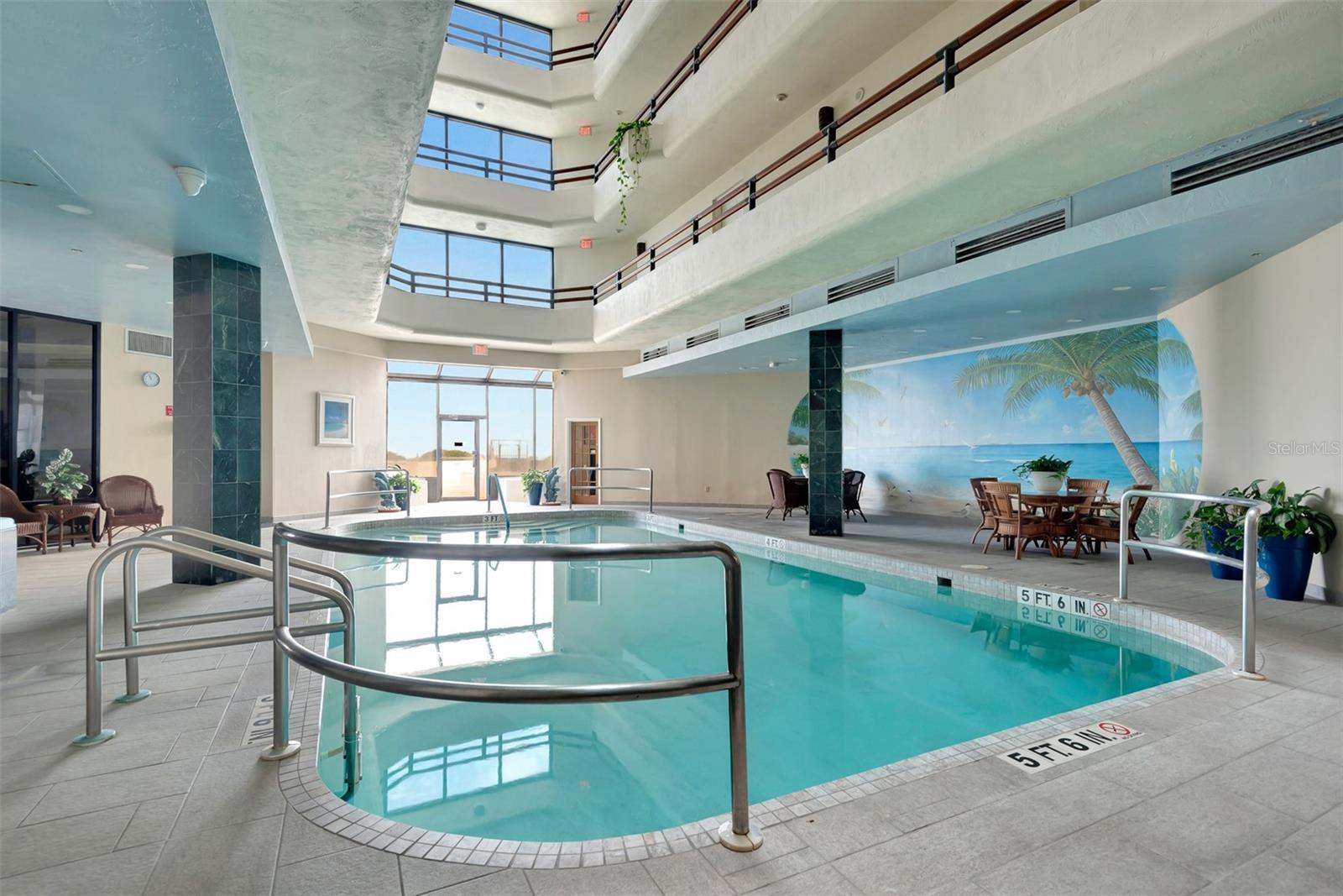 OCEANS ATRIUM 01 - Residential