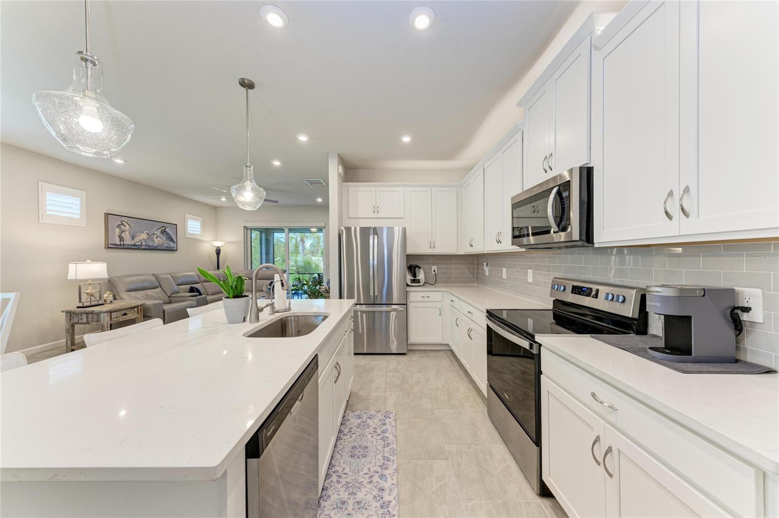 RENAISSANCE/WEST VLGS PH 2B & - Residential