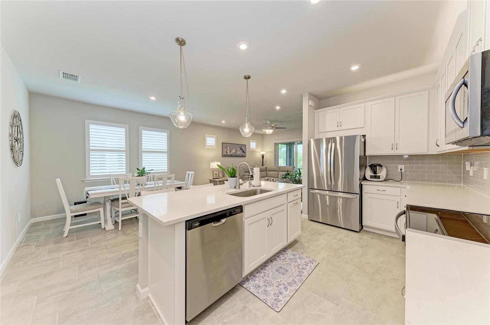 RENAISSANCE/WEST VLGS PH 2B & - Residential