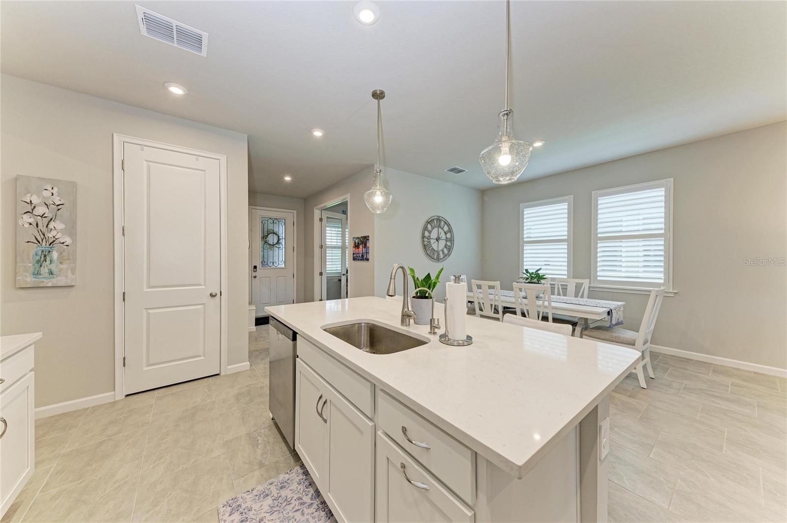 RENAISSANCE/WEST VLGS PH 2B & - Residential