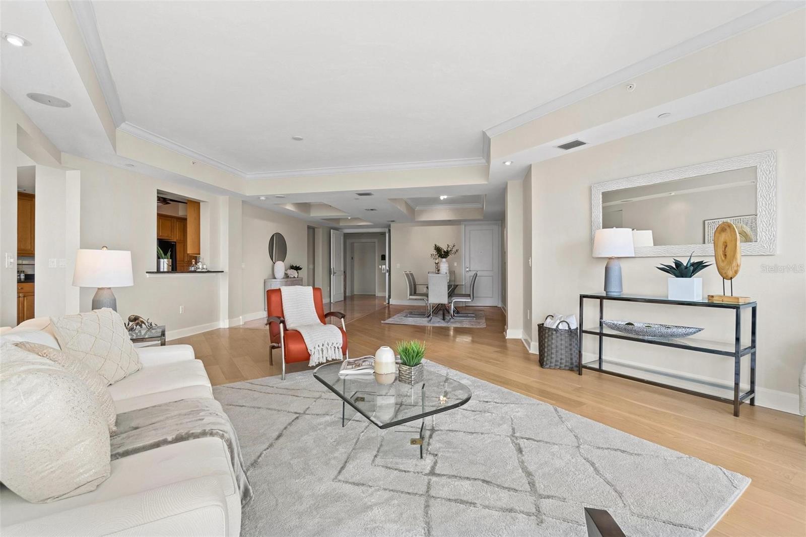 PARKSHORE PLAZA CONDO - Residential