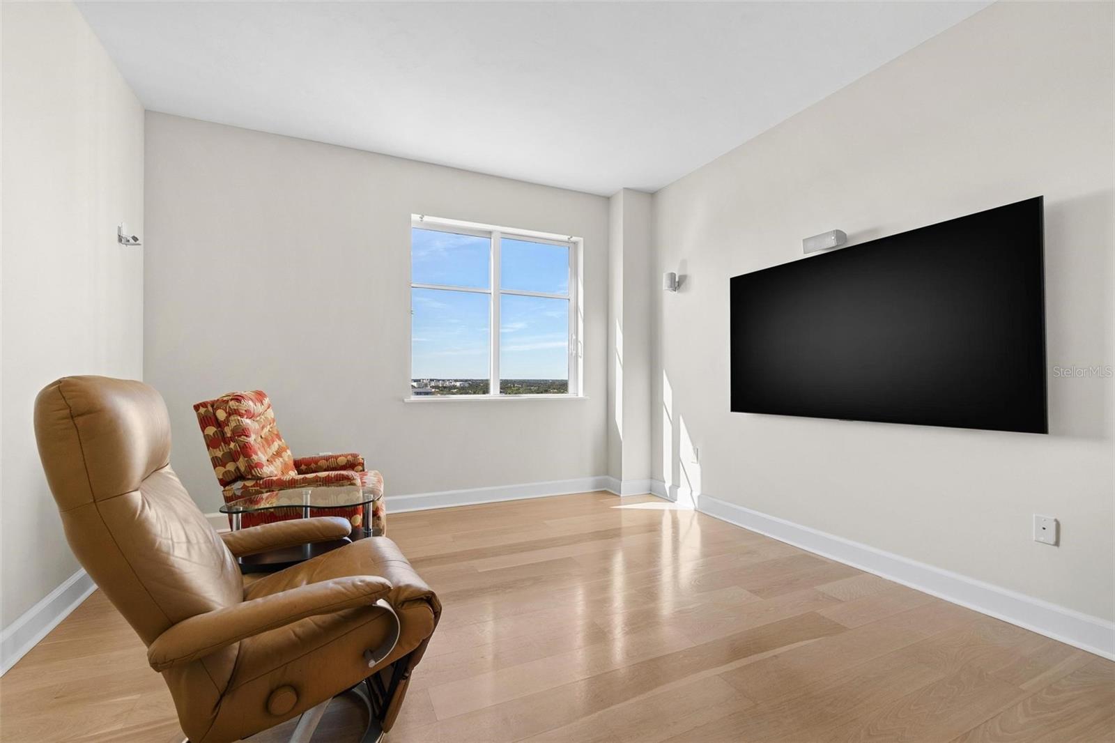 PARKSHORE PLAZA CONDO - Residential