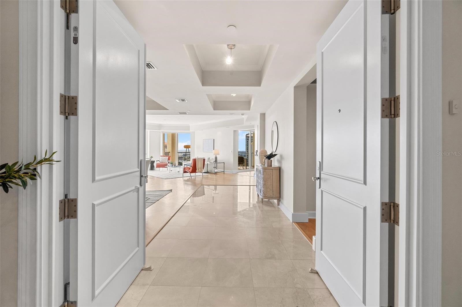 300 BEACH DRIVE NE 1604