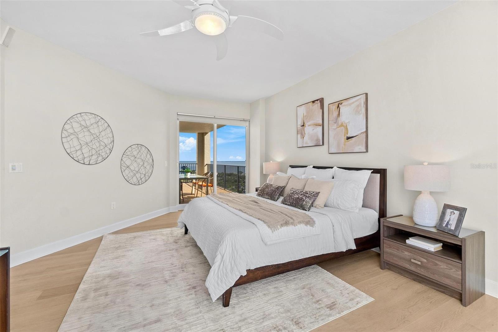 PARKSHORE PLAZA CONDO - Residential