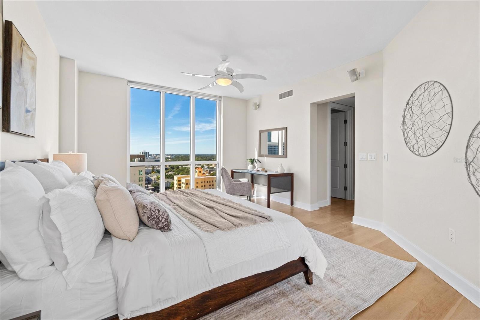 PARKSHORE PLAZA CONDO - Residential