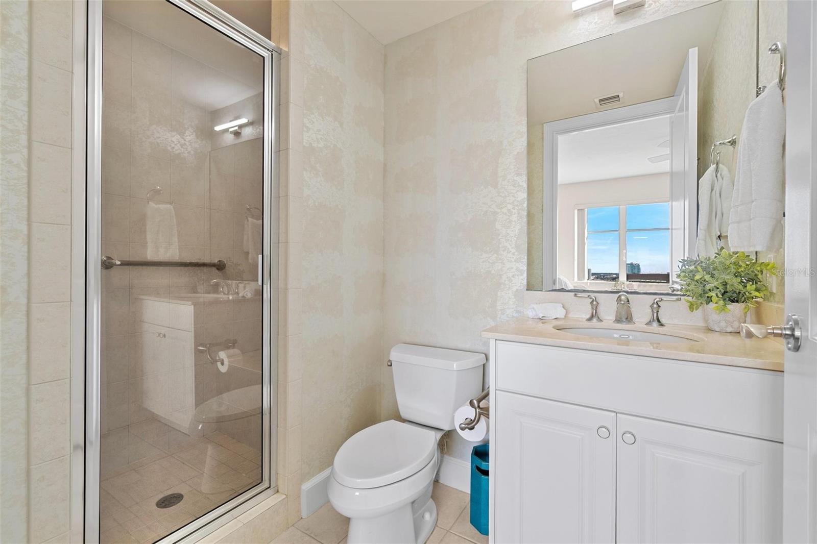 PARKSHORE PLAZA CONDO - Residential