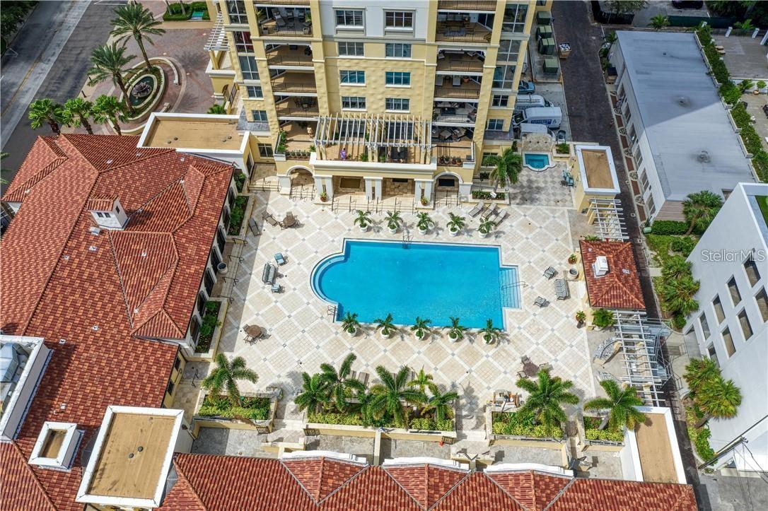PARKSHORE PLAZA CONDO - Residential