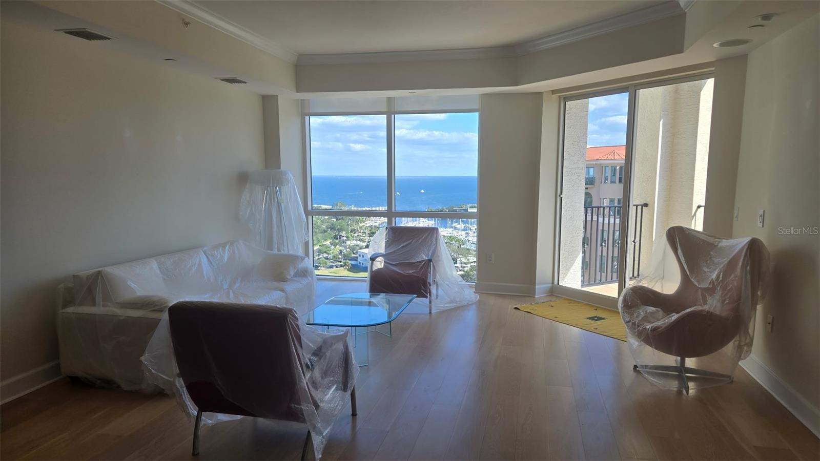 PARKSHORE PLAZA CONDO - Residential