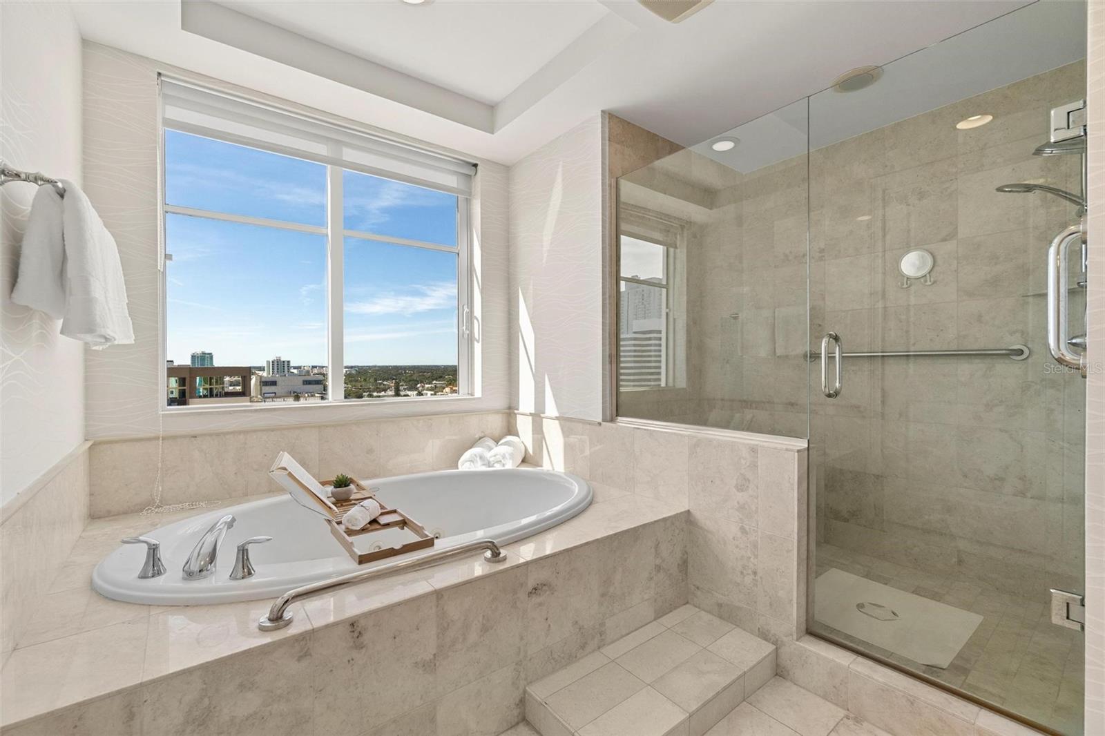 PARKSHORE PLAZA CONDO - Residential