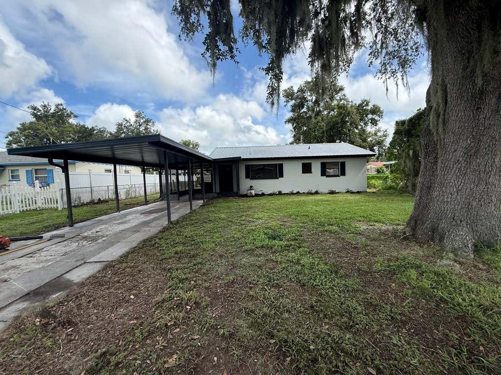 Photo of 430 Lucille Street, Bartow, FL 33830 (MLS # B4902331)
