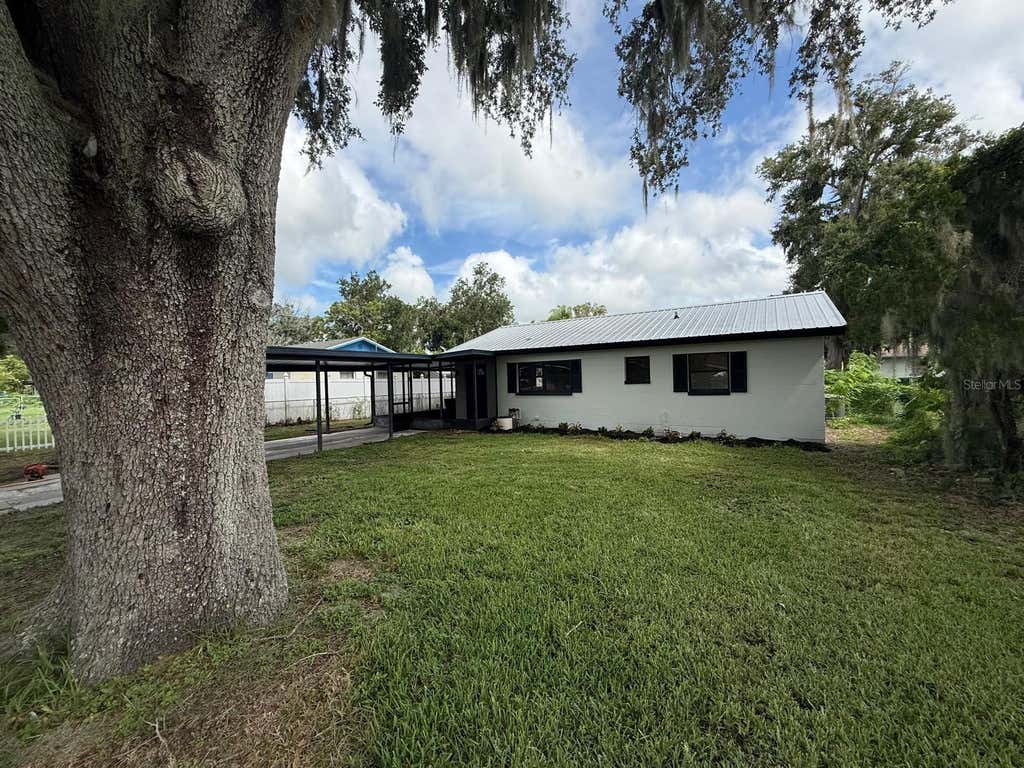 Photo of 430 Lucille Street, Bartow, FL 33830 (MLS # B4902331)