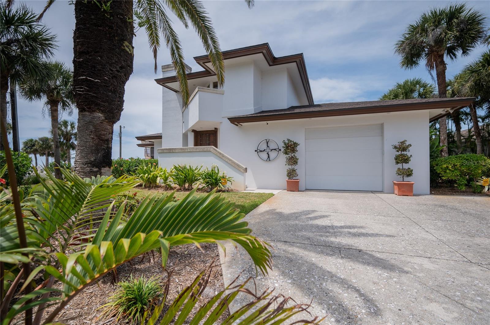 106 49TH STREET