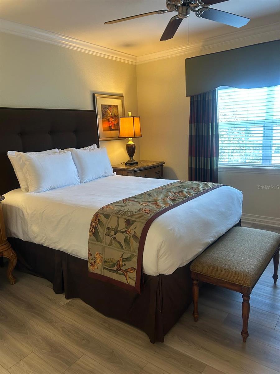 CENTRE COURT RIDGE CONDO PH 10 BLDG J - Residential Lease