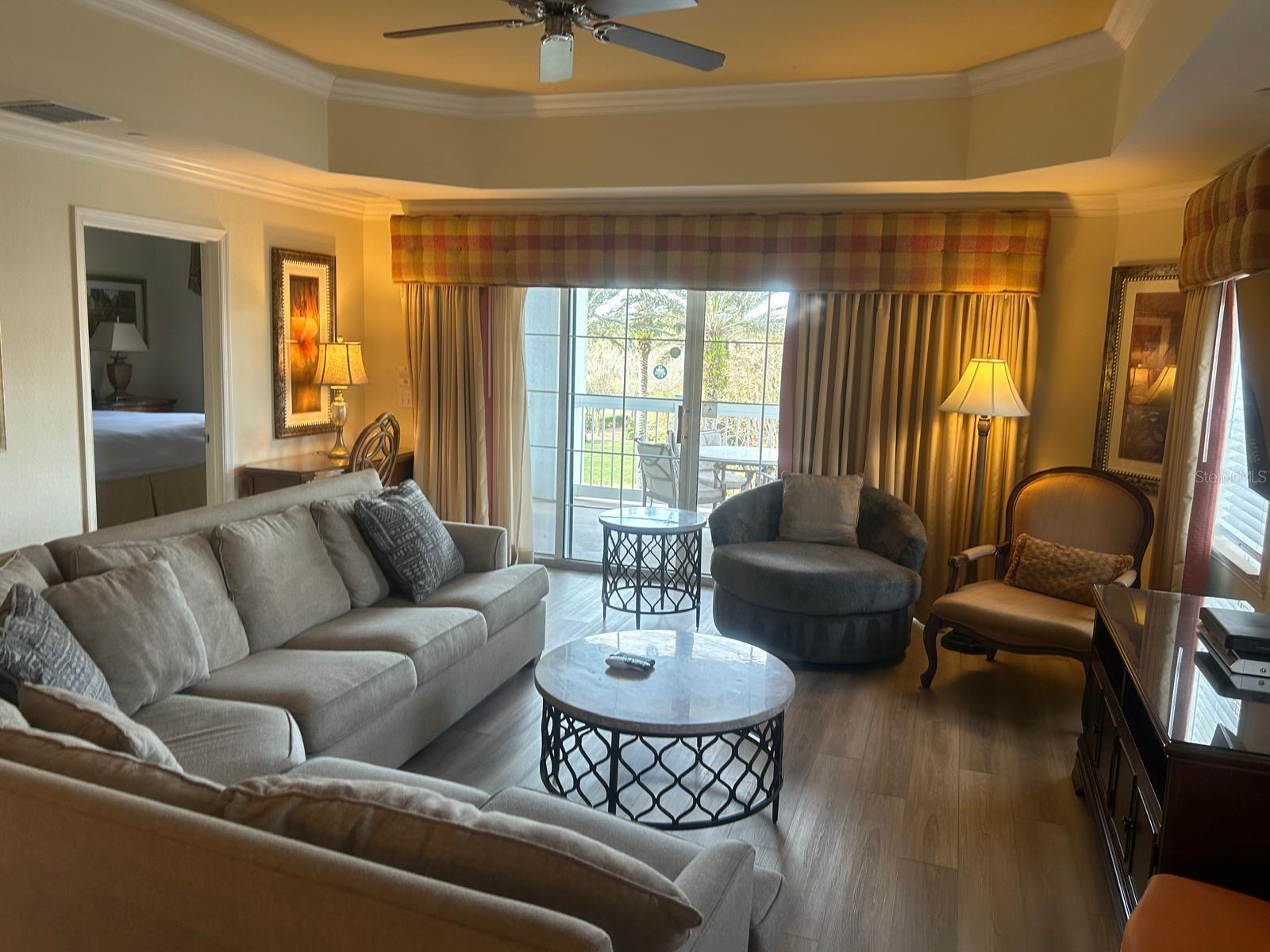 CENTRE COURT RIDGE CONDO PH 10 BLDG J - Residential Lease