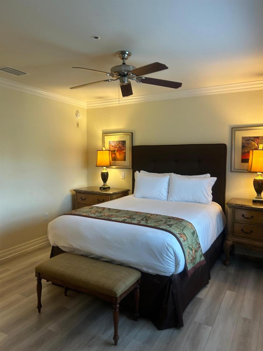 CENTRE COURT RIDGE CONDO PH 10 BLDG J - Residential Lease