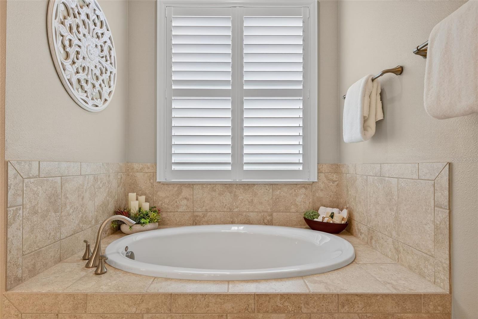 VENETIAN GOLF & RIVER CLUB PH 05 - Residential