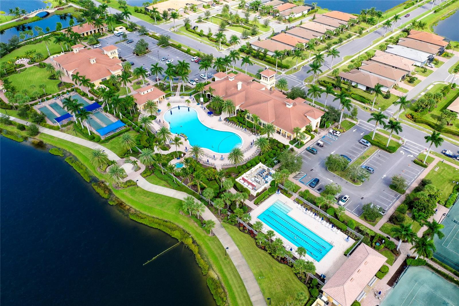 ISLANDWALK AT THE WEST VILLAGES - Residential